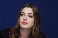 Anne Hathaway t-shirt #2355328