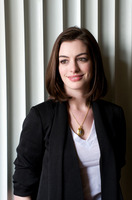 Anne Hathaway Sweatshirt #2410366