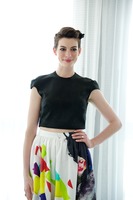 Anne Hathaway t-shirt #2431924