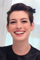 Anne Hathaway Sweatshirt #2469259