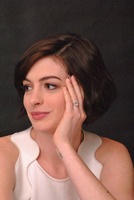 Anne Hathaway Sweatshirt #2493587