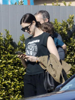 Anne Hathaway Sweatshirt #3070657