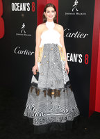 Anne Hathaway Sweatshirt #3272396