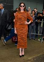 Anne Hathaway Longsleeve T-shirt #3300987