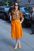 Anne Hathaway Longsleeve T-shirt #3301001