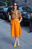 Anne Hathaway Sweatshirt #3301111