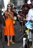 Anne Hathaway Longsleeve T-shirt #3301134