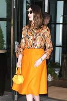 Anne Hathaway Longsleeve T-shirt #3301135