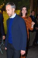Anne Hathaway Longsleeve T-shirt #3311359