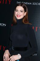 Anne Hathaway Longsleeve T-shirt #3768379