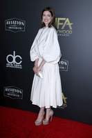 Anne Hathaway Longsleeve T-shirt #3781471