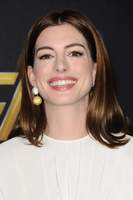 Anne Hathaway Longsleeve T-shirt #3781486