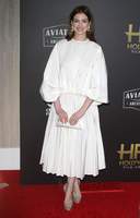 Anne Hathaway Longsleeve T-shirt #3781535