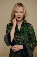 Anne Heche Longsleeve T-shirt #2014578