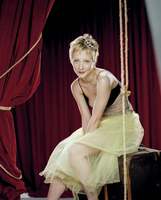 Anne Heche Sweatshirt #2070415