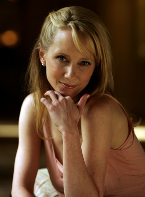 Anne Heche Mouse Pad 2070417