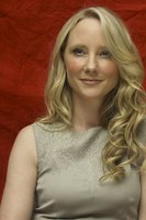 Anne Heche Longsleeve T-shirt #2292172