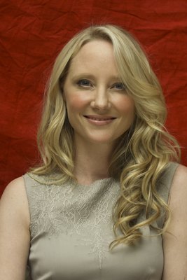 Anne Heche Poster 2292173