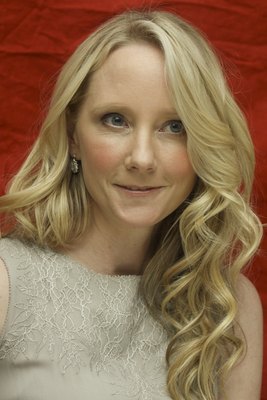 Anne Heche Mouse Pad 2292211