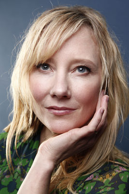 Anne Heche Poster 2323868