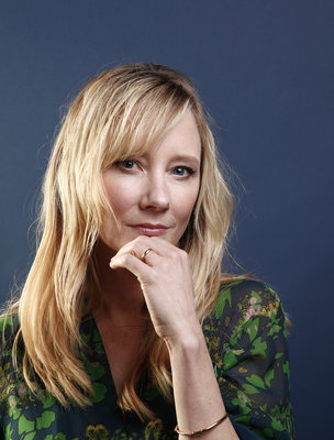 Anne Heche Poster 2323871