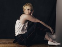 Anne Heche Sweatshirt #2697492