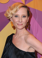 Anne Heche Longsleeve T-shirt #3000526