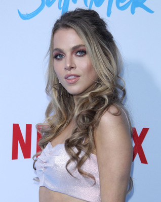 Anne Winters Poster 3830283
