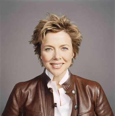 Annette Bening Mouse Pad 2062983