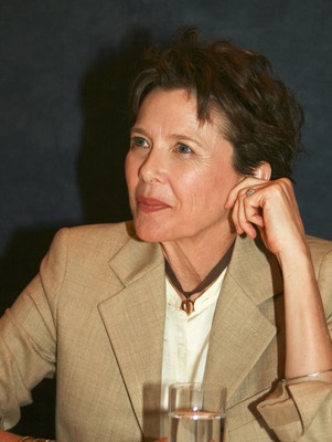 Annette Bening puzzle 2243931