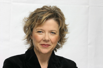 Annette Bening puzzle 2287963