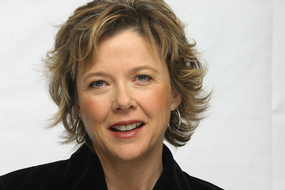 Annette Bening puzzle 2287968
