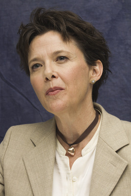 Annette Bening Poster 2354243