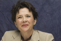 Annette Bening mug #G678470