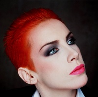 Annie Lennox Longsleeve T-shirt #2300842