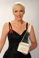 Annie Lennox Longsleeve T-shirt #2474593