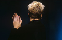 Annie Lennox Longsleeve T-shirt #3124084