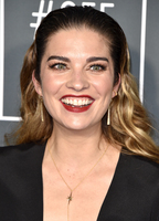 Annie Murphy mug #G2337887