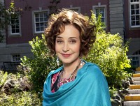 Annie Potts Sweatshirt #2185535
