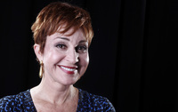 Annie Potts Sweatshirt #2321669