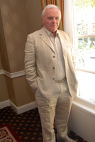 Anthony Hopkins Longsleeve T-shirt #2292839