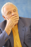 Anthony Hopkins Longsleeve T-shirt #2398466