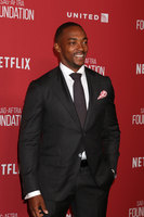 Anthony Mackie Longsleeve T-shirt #2863180