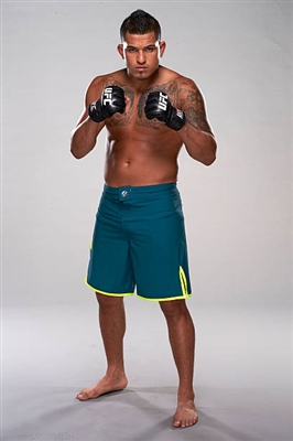 Anthony Pettis Poster 3513874