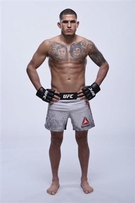 Anthony Pettis Poster 3513914