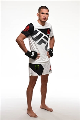 Anthony Pettis Poster 3513974