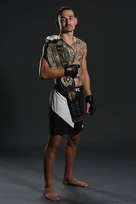 Anthony Pettis Poster 3514019