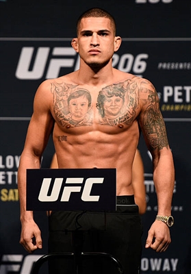 Anthony Pettis Poster 3514022