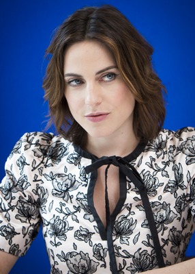Antje Traue Poster 2427397