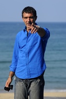Antonio Banderas Longsleeve T-shirt #2209232